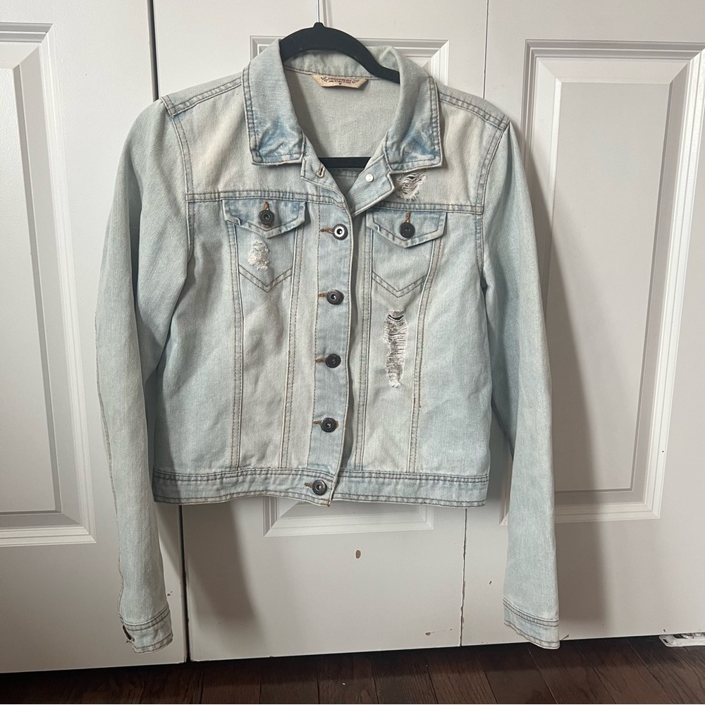 ‼️3/$30‼️Highway Jeans Distressed Light Blue Denim Jacket